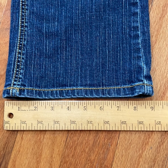 Tommy Hilfiger Size 4 Women’s Blue Jeans Bootcut Classic Rise - Picture 10 of 13